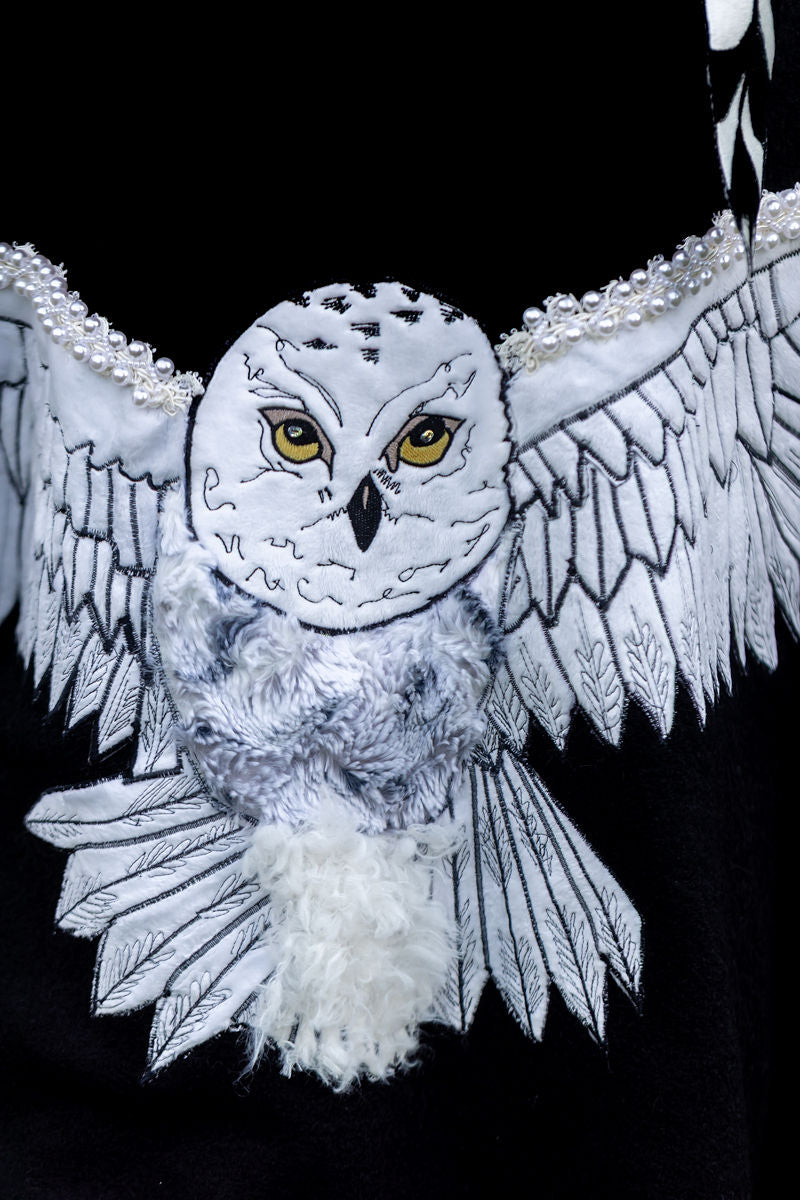 Snowy White Owl - Soul of the Night Bison-Trimmed Cape