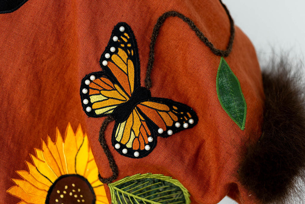 Bison Skull and Sunflowers Linen Capelet