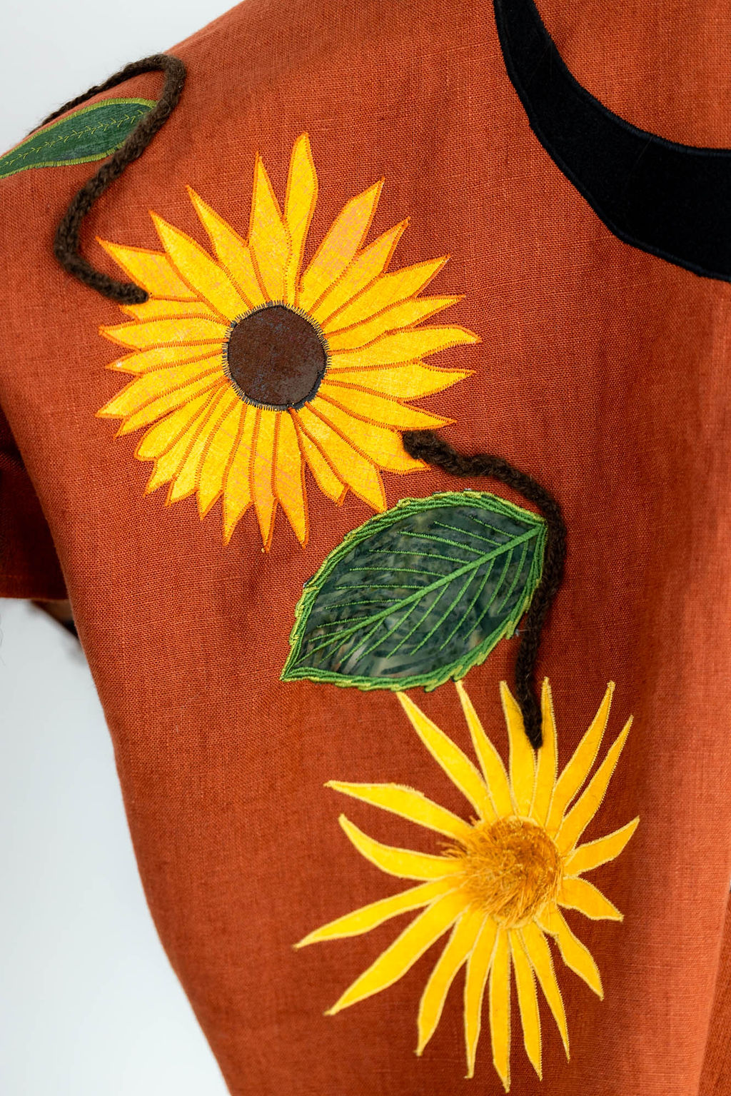 Bison Skull and Sunflowers Linen Capelet