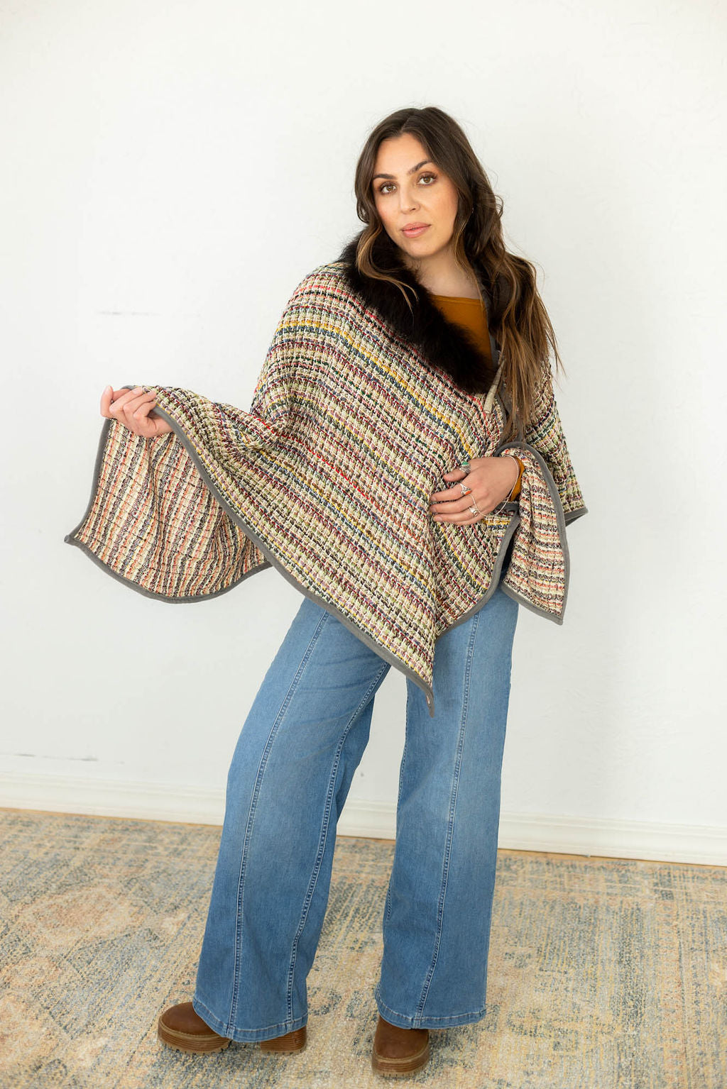 Summer's Day Woven Bison-Trimmed Cape